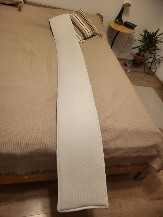 Conector din burete pentru saltele