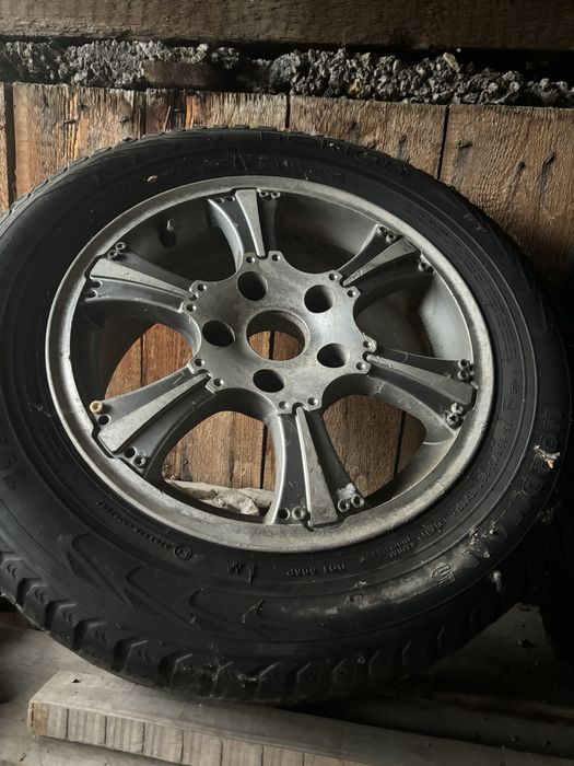 Продаются зимние шины