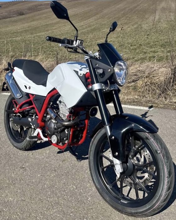 Motocicleta 125 cm³ Malaguti Cento Pro(KSR), an 2021-2300 km