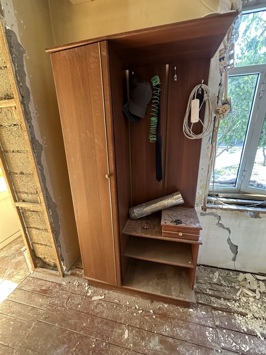 Mebel bu yaxshi sostayaniyada 3 tasi 2 ml