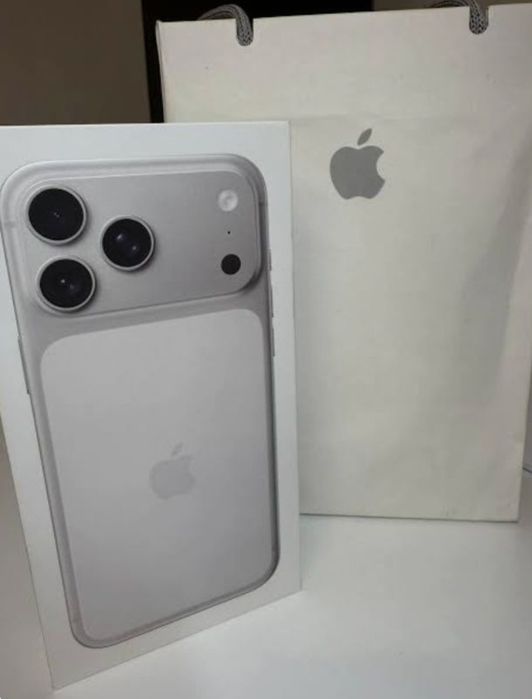 Vând Apple iPhone 17 Pro Max, 256GB, 5G, culoare silver