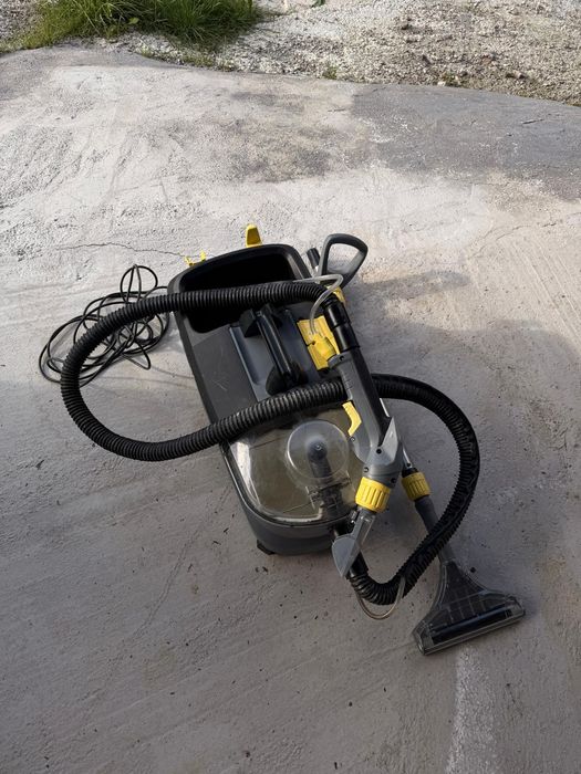 Aspirator Karcher profesional Puzzi 10/1