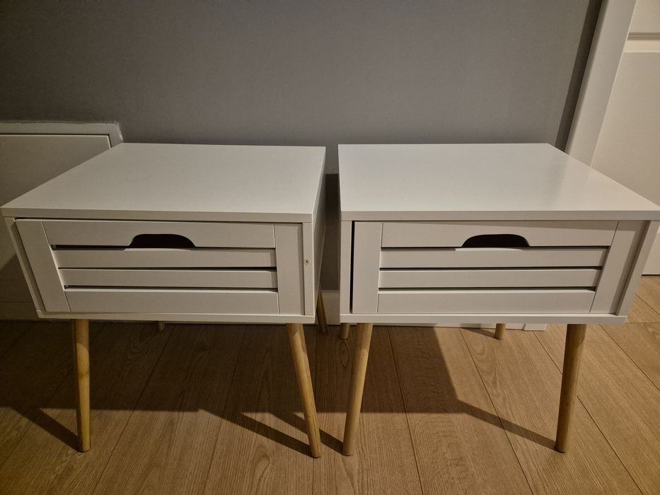 Set birou/masa toaleta si doua noptiere noi, MDF + LEMN MASIV