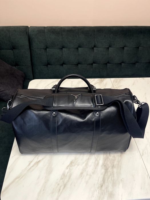 Jordan Чанта Perforated Duffel Bag (25L)