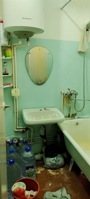 Продаётся 2-х комнатная квартира