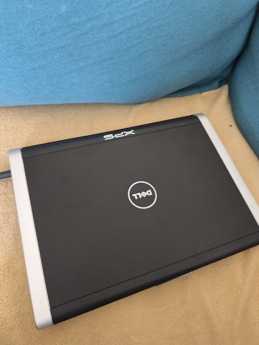 Ретро лаптоп Dell XPS M1530