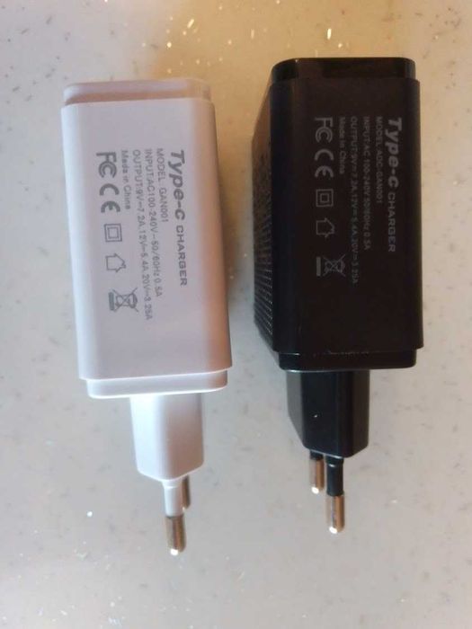 Бързо зарядно 65W за смартфони