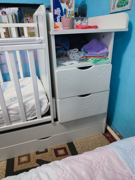 детская кровать.