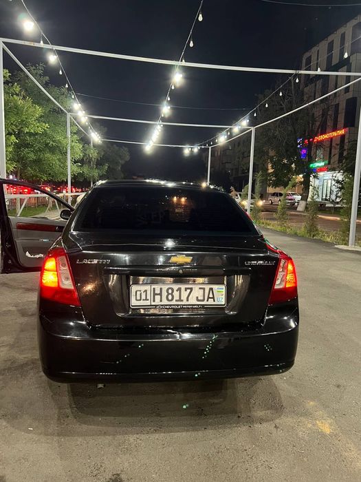 Продается автомобиль Ласетти свою