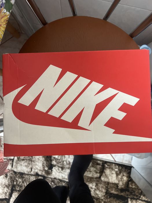 Vand Papuci nike personalitati