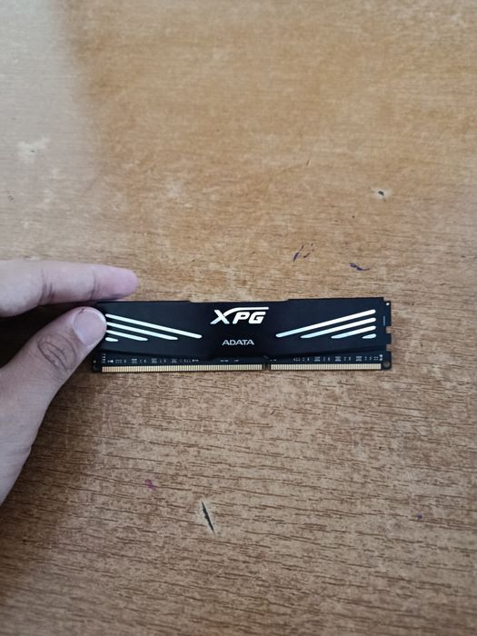 Оперативная память ADATA