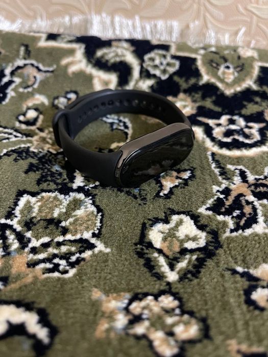 Умные часы "Mi band 8"