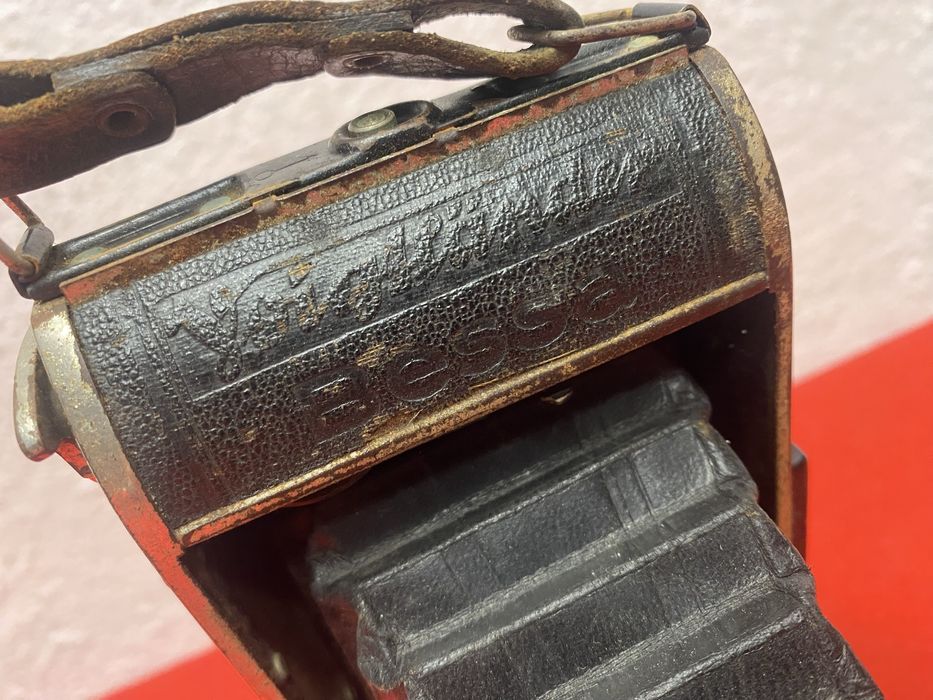 Стар немски фотоапарат с мех