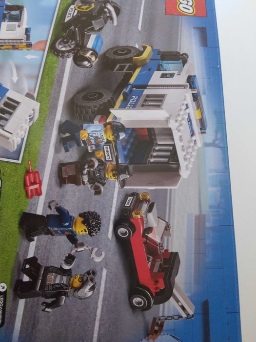 Transportul prizonierilor de politie,vehicule minifig. Lego 60276, nou