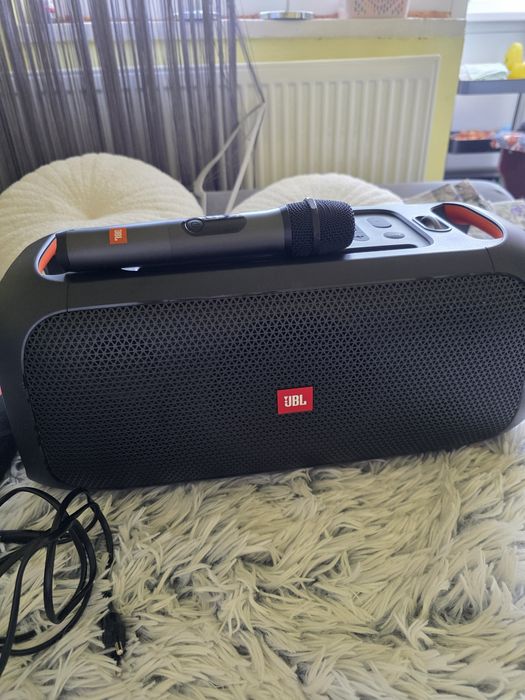 Boxa JBL impecabila portabila cu Karaoke