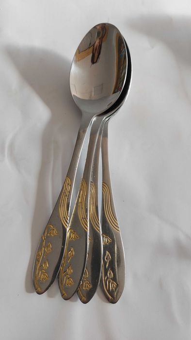 Лъжици, ножове, универсален уред 5 в 1