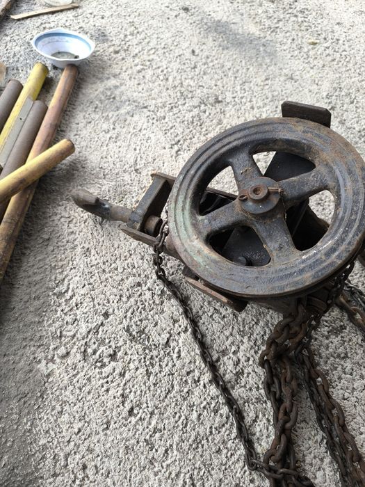 Лебетка голяма и тежка