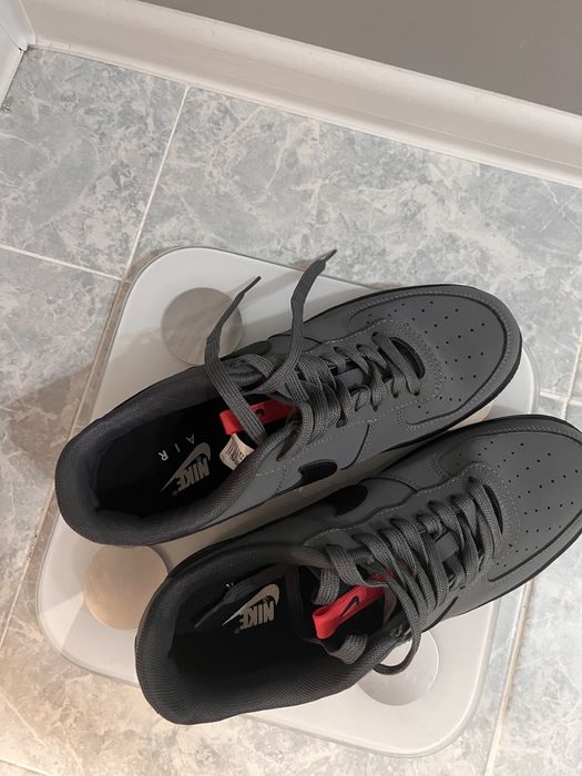 Продам отличные кроссовки