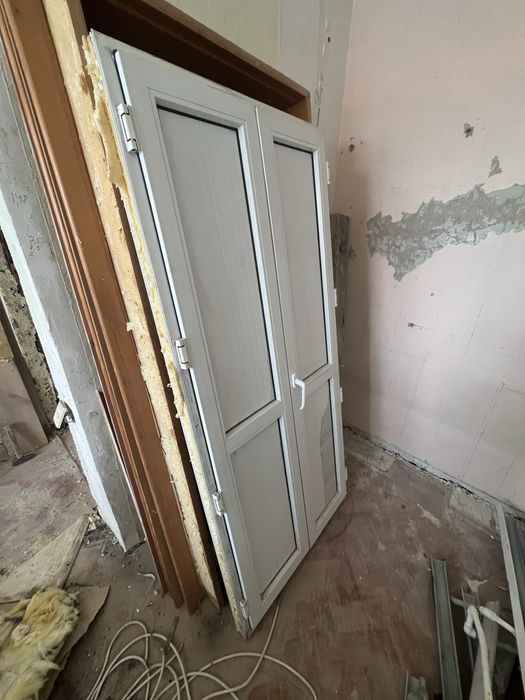 Дверь пластиковая