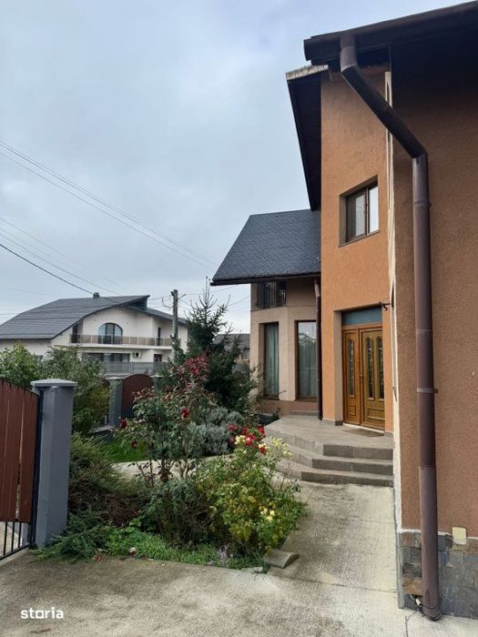 House in Budesti - Vedere 2