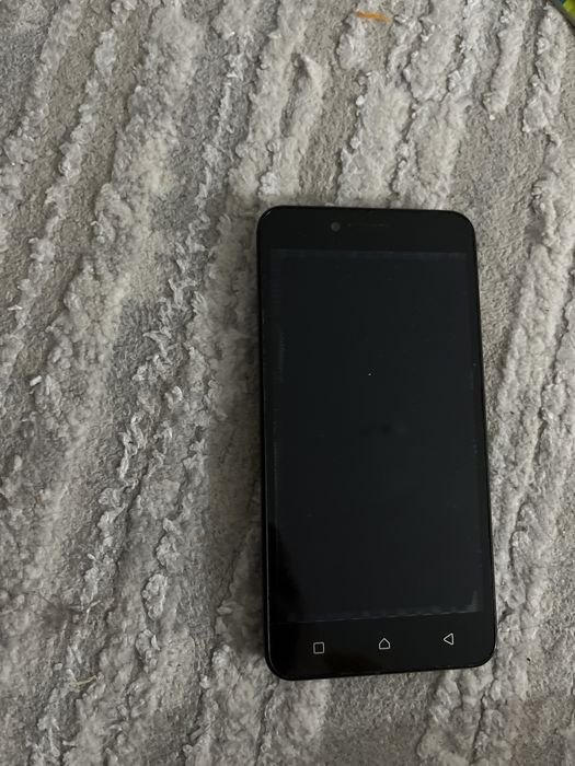 Продам телефон  на запчасти Lenovo K5 plus