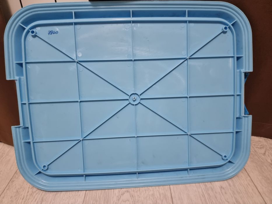 Лоток для собак новый