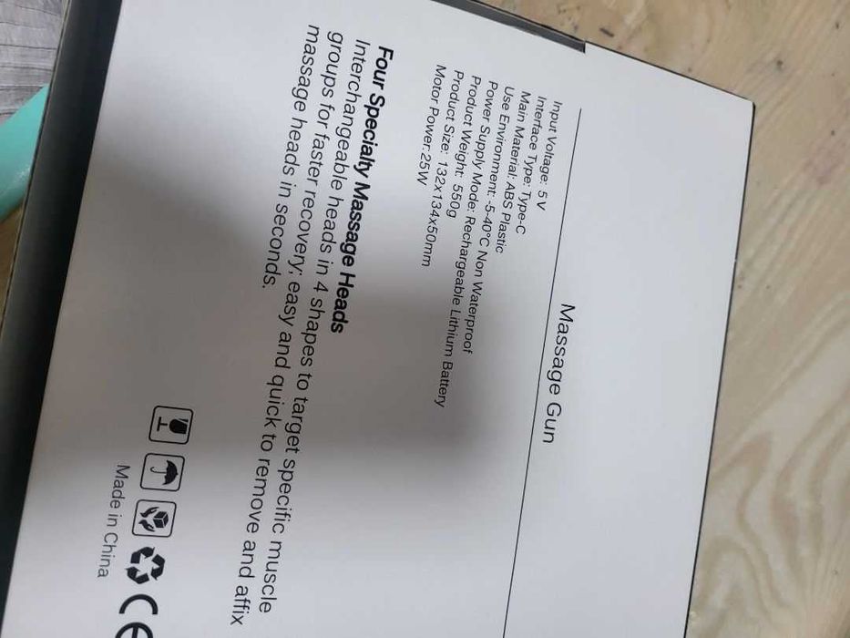 Нов Мини масажен пистолет 4 глави безшумен мощен масаж възстановяване