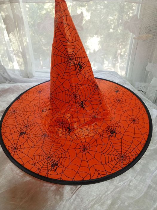 Шляпы ведьмы на Хеллоуин в наличии и под заказ