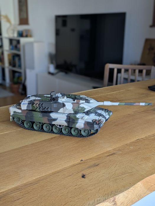 Tanc RC Leopard 2 A6 1:24 (397mm)