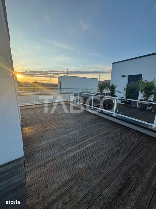 Casa cu 4 camere la cheie terasa panoramica si curte in Floresti