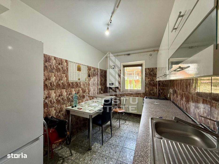 Apartament 3 camere de vanzare, zona Lipovei, Timisoara