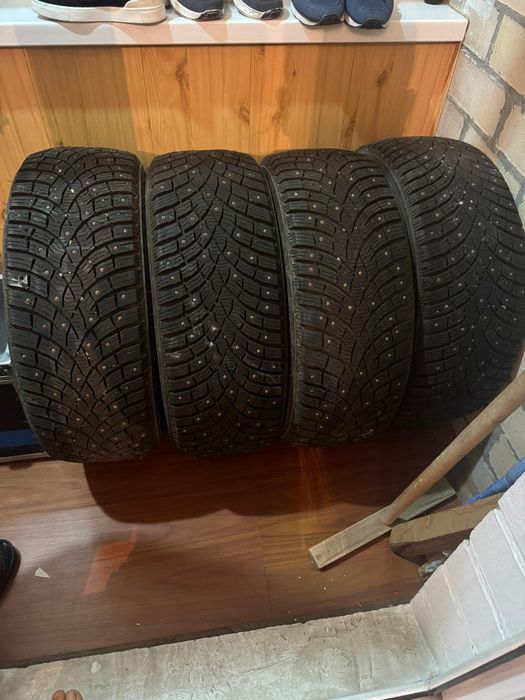 Зимние шины  б/у