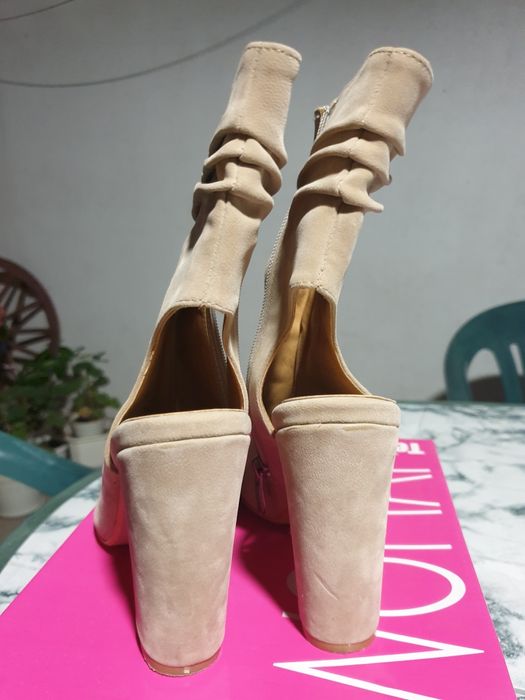 Дамски сандали тип боти  38 номер