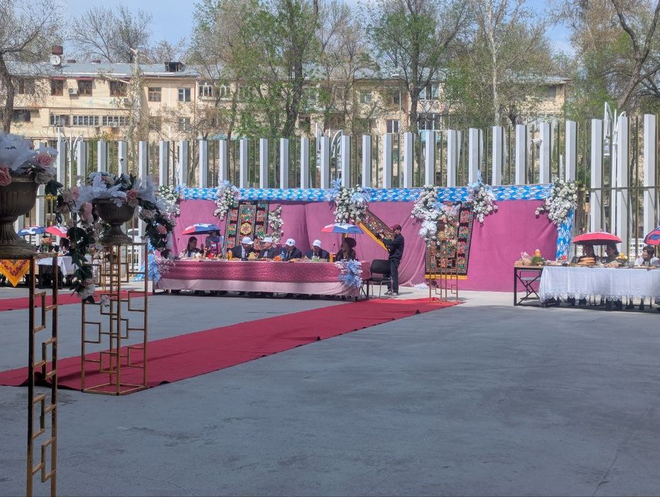 Navroz uchun oformleniya