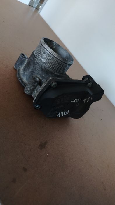 Дросел клапа Фолксваген, Ауди, Сеат, Шкода / VW Audi Seat Skoda 06F133061