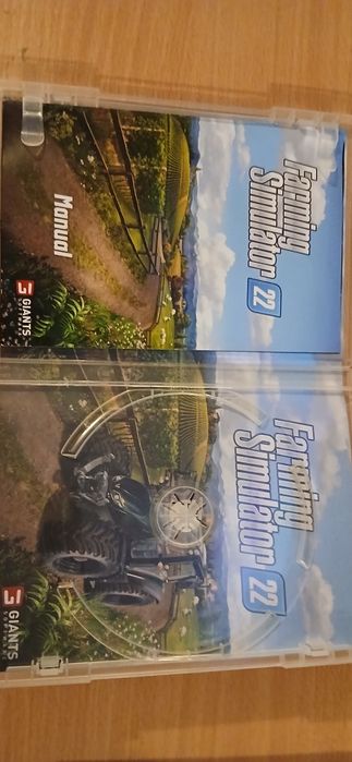 Vând caseta de jocuri  pentru PC  jocul este Farming Simulator22