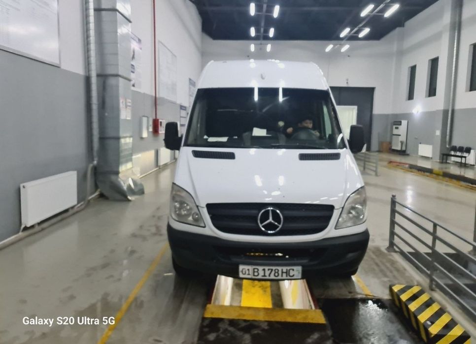 Merssadenz-benz sprinter