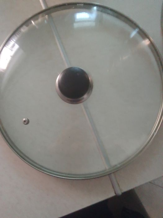 Мантоварка в хорошем состоянии