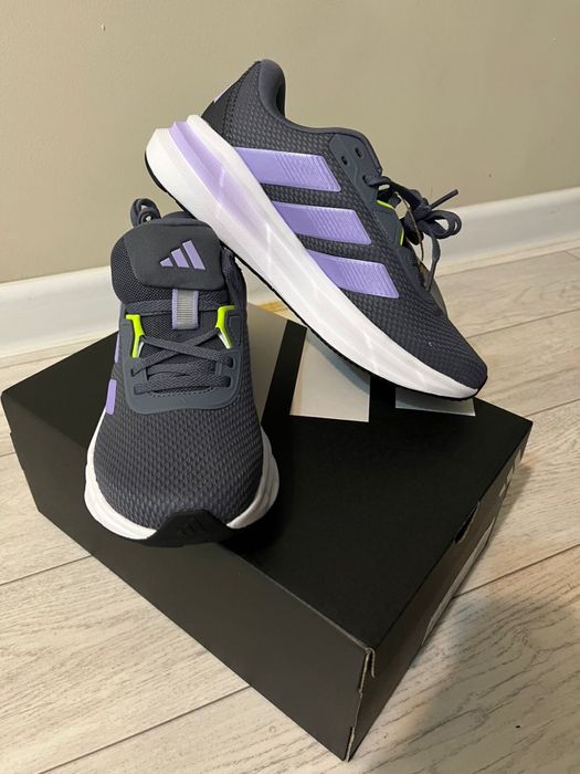 Беговые кроссовки Adidas Galaxy 7 W