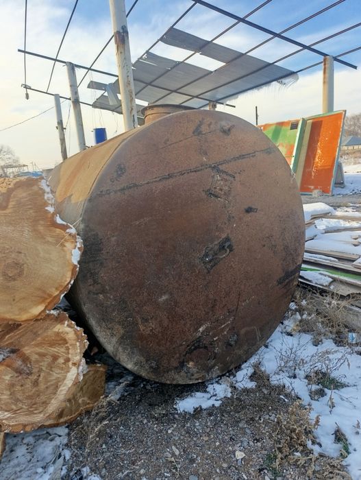 Продам бочку металлический