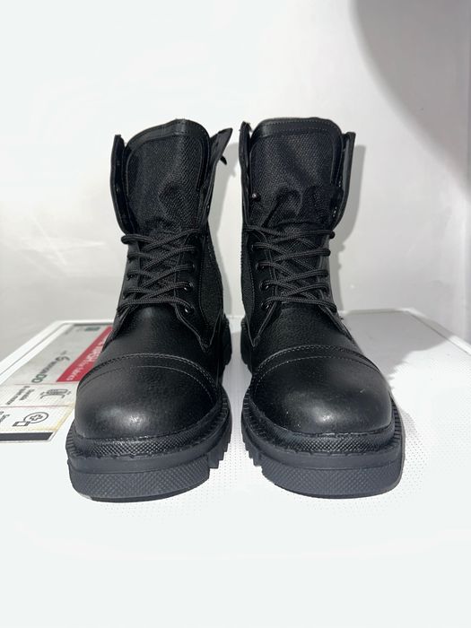 Чисто нови мъжки боти