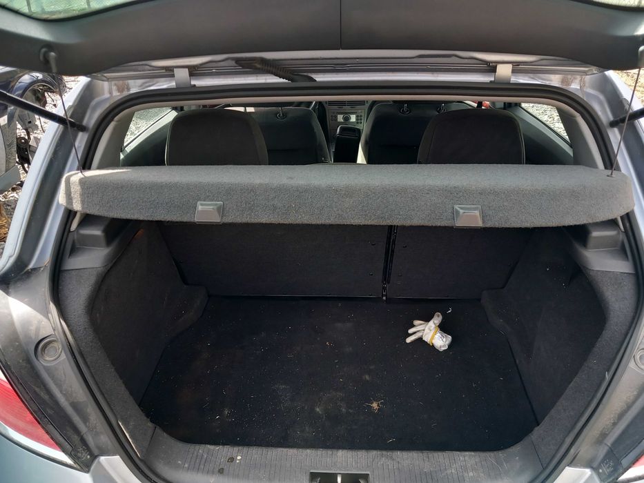 Opel Astra H- 1.4 16v Twinport-90кс/2008/- на части