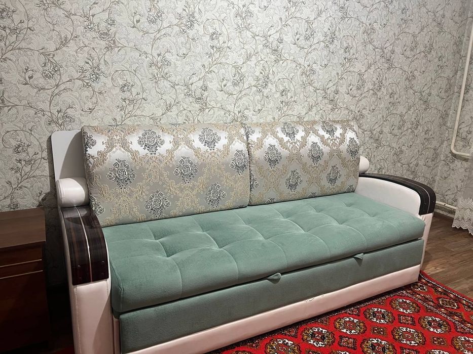 Диван трансформер 3 в 1  ,в хорошем состоянии