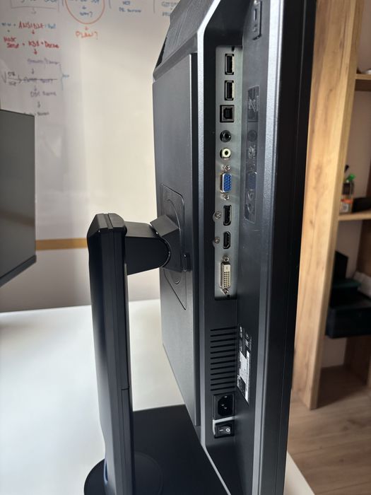 Монитор 24" BenQ BL2420PT 2560x1440 (QHD) IPS