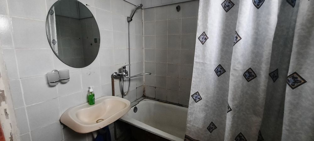 Продам квартиру 2/4/5 (77 серия) Рисовая