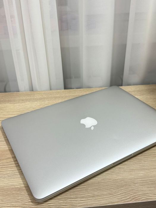 Macbook pro 15,4 2015 mid 16gb