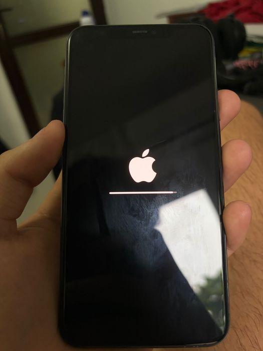IPHONE 11 PRO MAX 64gb baterie schimbata in aprilie