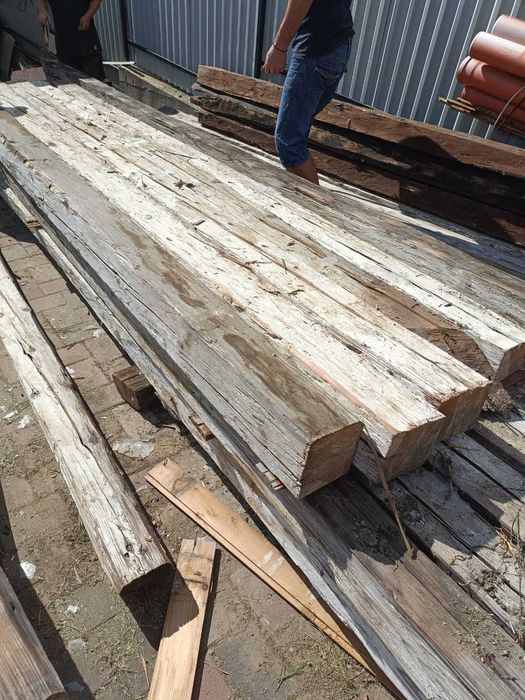 Lemn vechi din demolari de pe timpul austro-ungarilor
