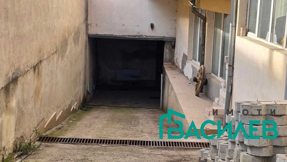 Продава се Гараж / Паркомясто в София, Център - 24 кв.м за 627 €/кв.м - Снимка #1