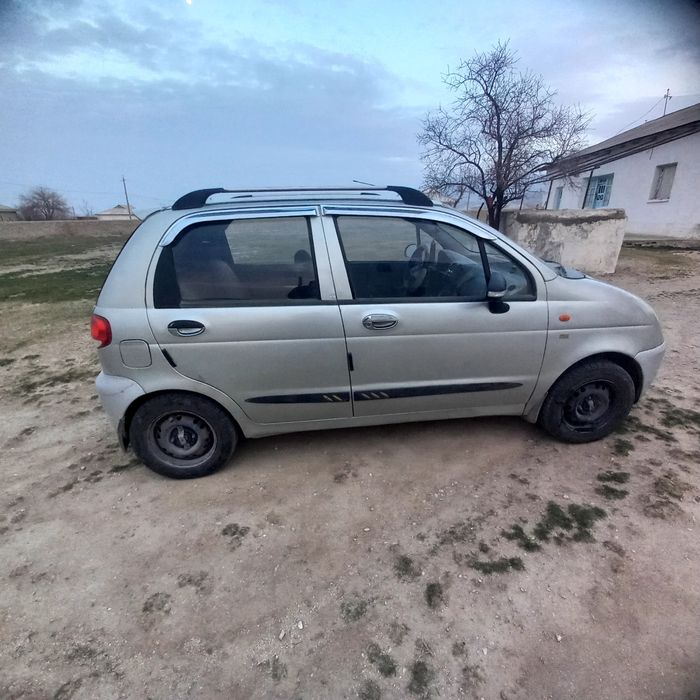 Matiz sotiladi yili 2002. Benzinda.kraska toza .narmalni sastayanada